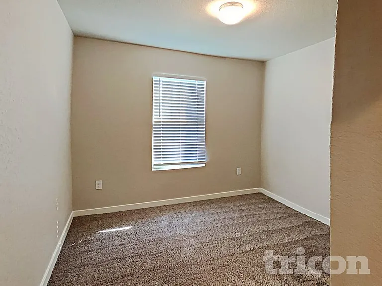 7649 Toledo Bnd — Photo 8