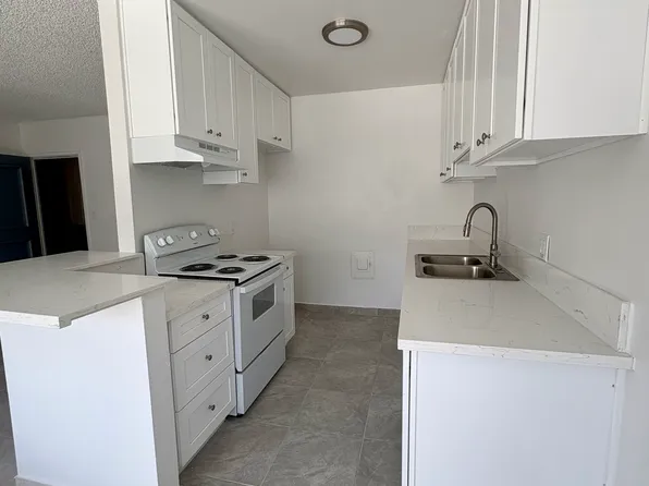 14413 Kittridge St, Van Nuys, CA