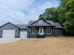 1236 Lowery Rd, Walling, TN 38587