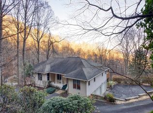 80 Range Dr, Maggie Valley, NC 28751