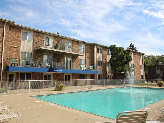 5th image of 3906 Lori Dr APT 13