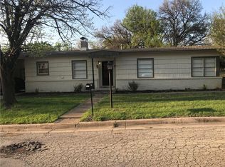 1401 Hovey St, Bridgeport, TX 76426