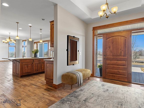 5th image of 285 Waterfowl Way