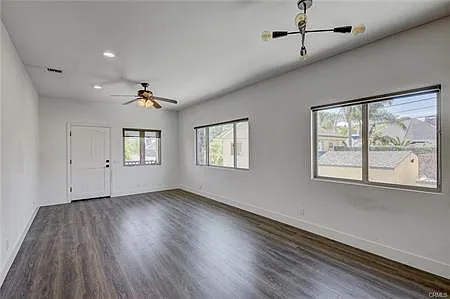 1581 Tustin Ave — Photo 20