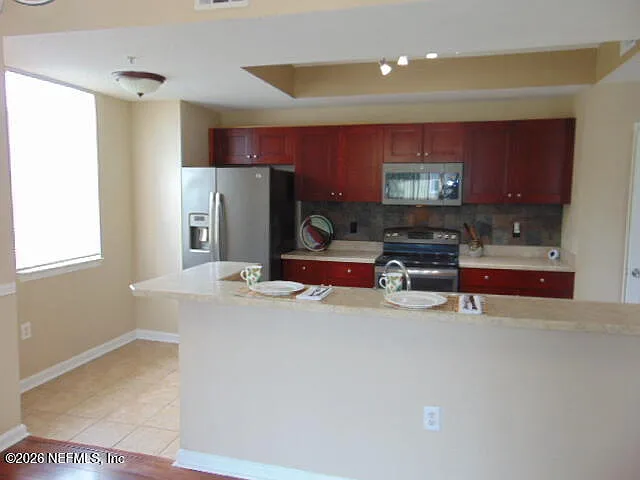 3 bed, 3.5 bath, 1574 sqft, $1,895 — Photo 3