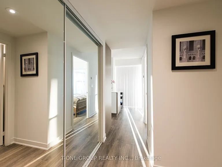 88 Harbour St #2610 — Photo 7