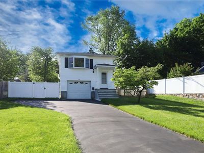 22 Sherwood Drive, Nanuet, NY, 10954