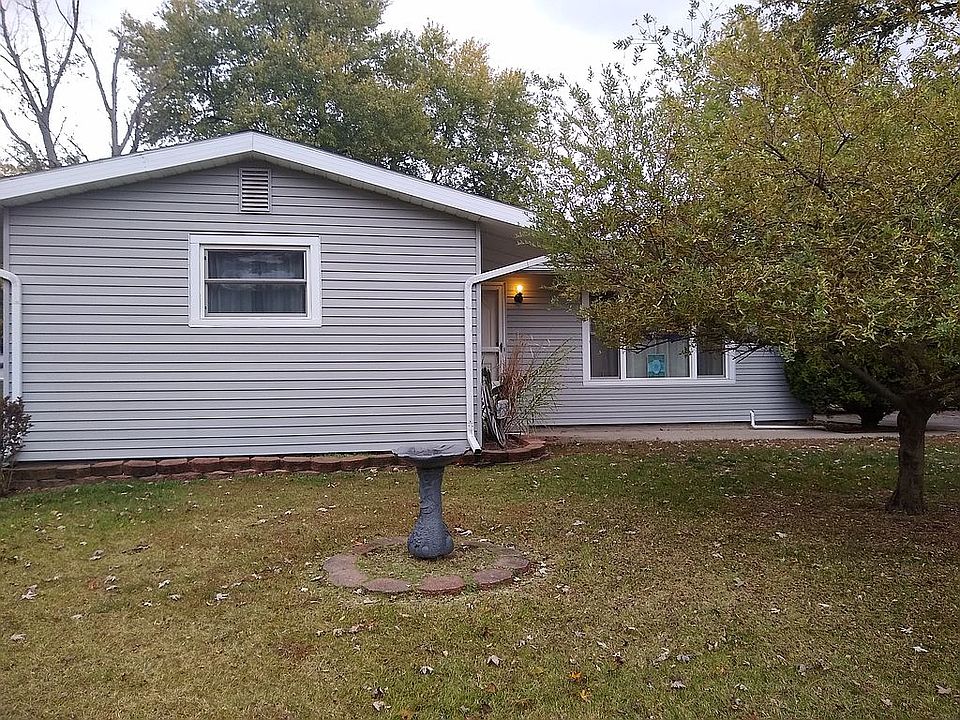 1st image of 2670 Hasen Dr