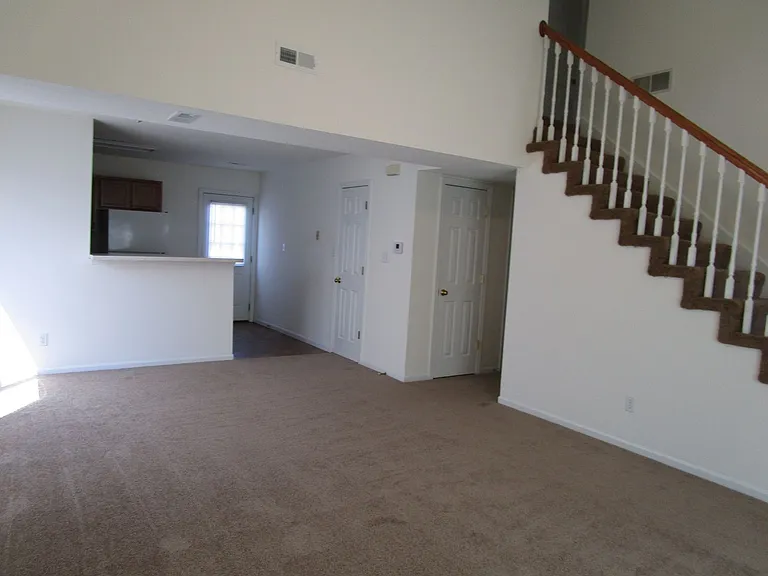 5001-5003 Betty Jean Way — Photo 6