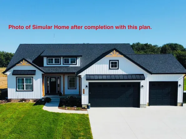 365 Madison Dr, Riverdale, IA 52722