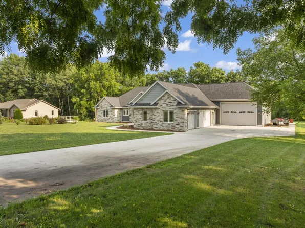W827 Miramar ROAD, East Troy, WI 53120
