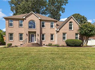 812 Brookside Arch, Chesapeake, VA 23322