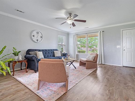 2nd image of 4207 SW Brownstone Ave