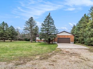 13620 Turner Rd, Dewitt, MI 48820