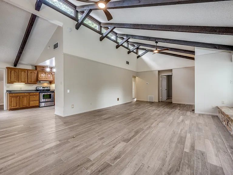 2233 Wood Hollow Rd — Photo 12
