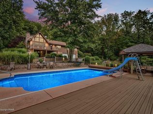 116 Rugosa Rd, Cresco, PA 18326