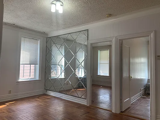 Rented by Spot Real Estate | media 9