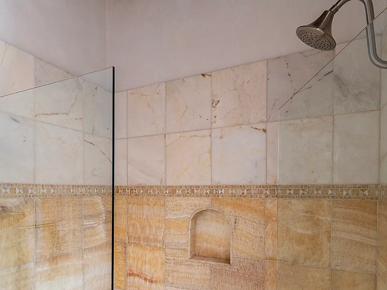 537 Garcia St — Photo 12