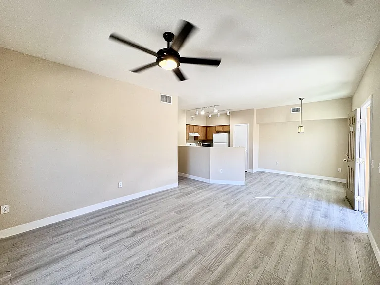 9303 Gilcrease Ave #1181 — Photo 14