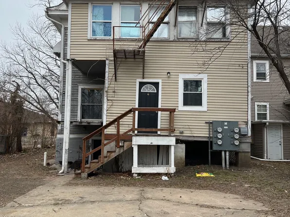 1620 SW College Ave, Topeka, KS 66604