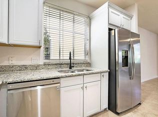 105 NW Gardner St, Boca Raton, FL 33432