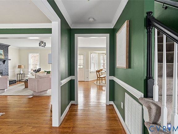 3rd image of 1922 Stonequarter Rd