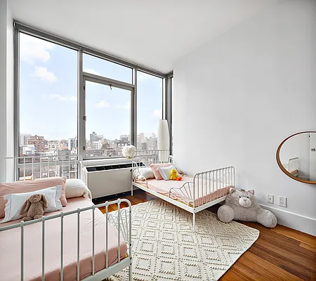 Rented by Compass | media 24