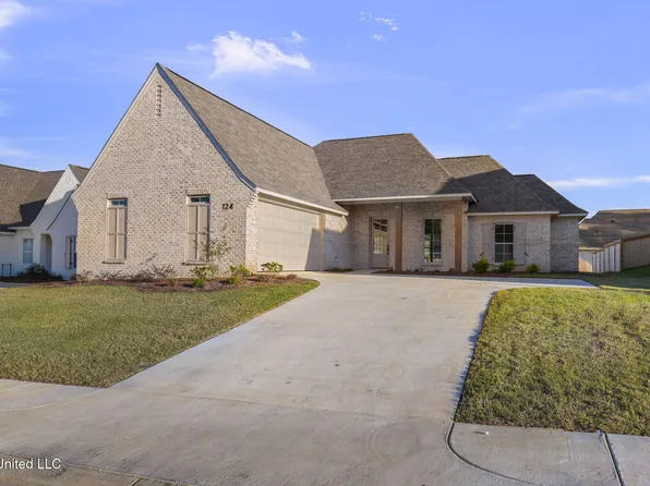 124 Lake Crest Dr, Madison, MS 39110