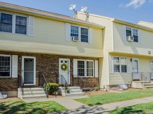 5 Countryside Ln, Middletown, CT 06457