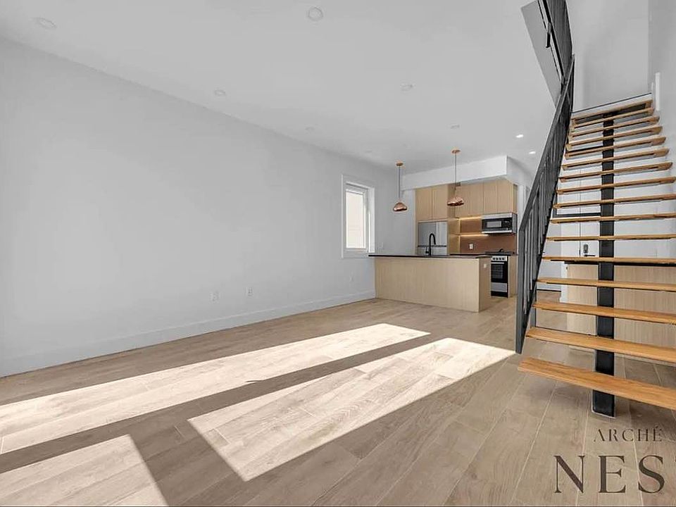 1st image of 1696 Pacific St #4C
