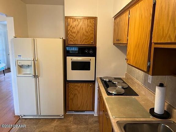 4th image of 561 Berkshire Rd