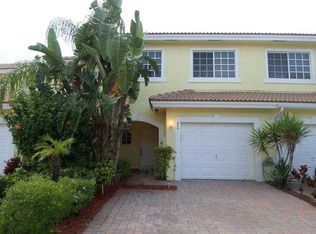 865 Imperial Lake Rd, West Palm Beach, FL 33413