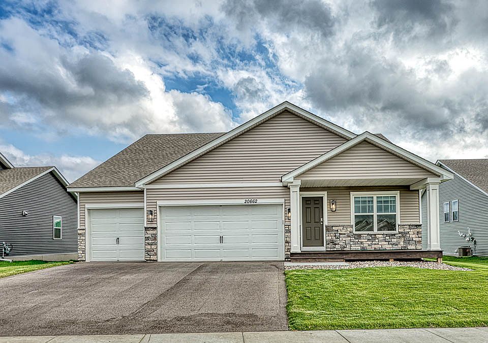 3 car garage and on a side street not far from Cedar Ave in Lakeville