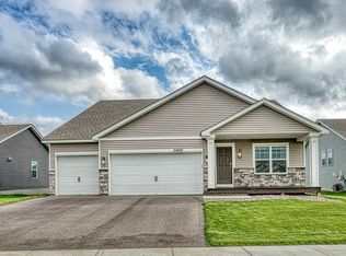 20662 Glade Ave, Lakeville, MN 55044