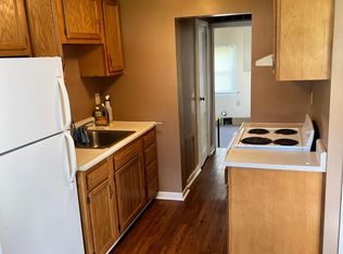 572 N Sandusky St, Tiffin, OH 44883