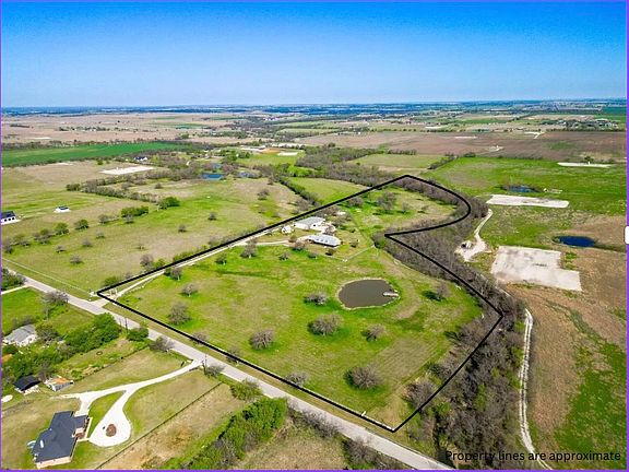 3rd image of 11918 Riek Rd