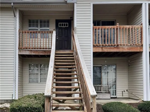 3770B Towne Point Rd #B, Portsmouth, VA 23703