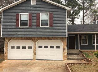 393 Pennybrook Dr, Stone Mountain, GA 30087