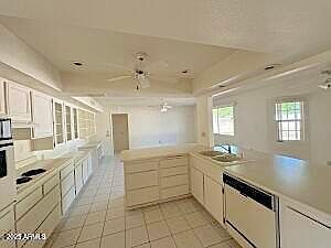 3rd image of 17407 N COUNTRY CLUB Drive