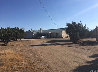 10977 Hollister Rd, Oak Hills, CA 92344