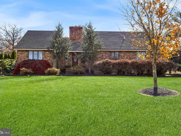 93 Potts Rd, Robbinsville, NJ 08691