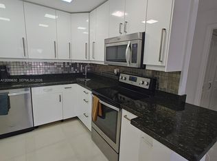 Commodore Plaza Condo, Aventura, FL 33160