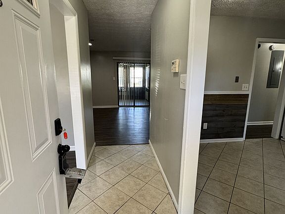 3rd image of 113 Wimbish Ln