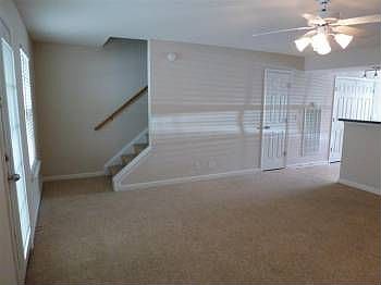 4th image of 3136 Prater Ct
