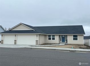 2485 Neighbor Pl NE, East Wenatchee, WA