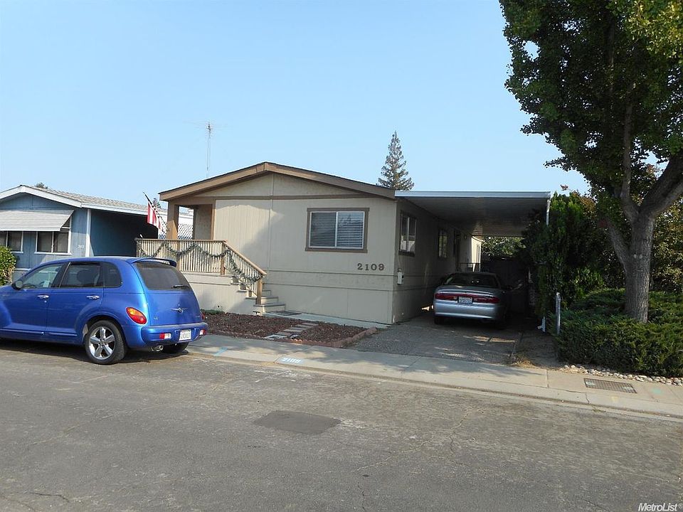 2nd image of 2109 Key West Ln