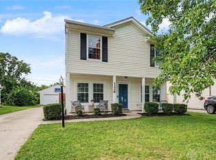 1226 Sunset Dr, Englewood, OH 45322