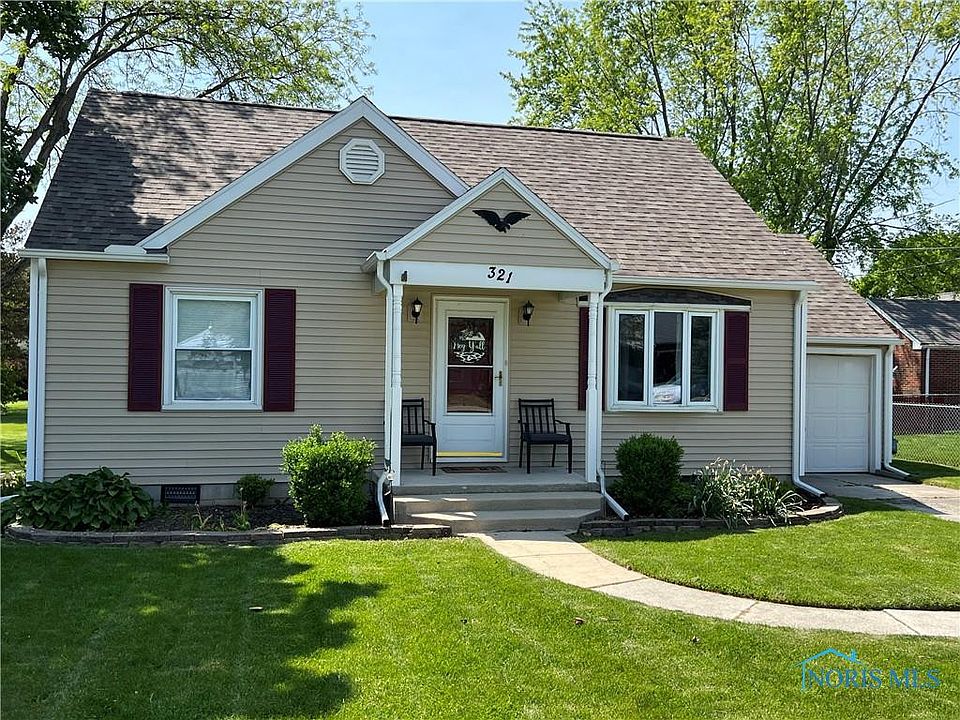 1st image of 321 Park Dr