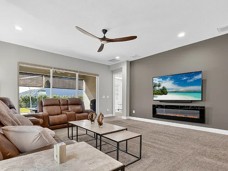 30724 Lindentree Dr — Photo 22