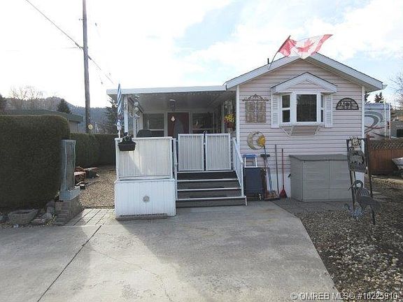 2nd image of 415 Commonwealth Rd Unit 749